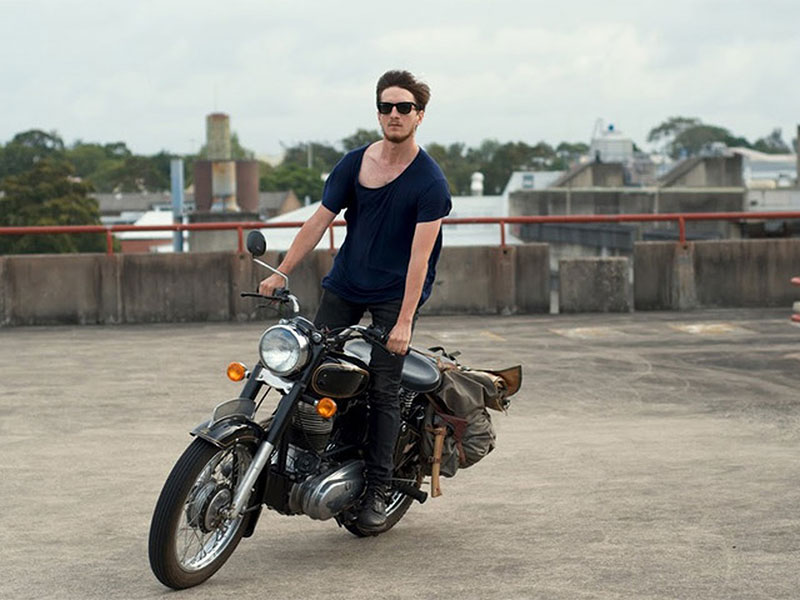 هل أنت من عشّاق الدراجات النارية؟ إذًا هذه خمس توصيات لك